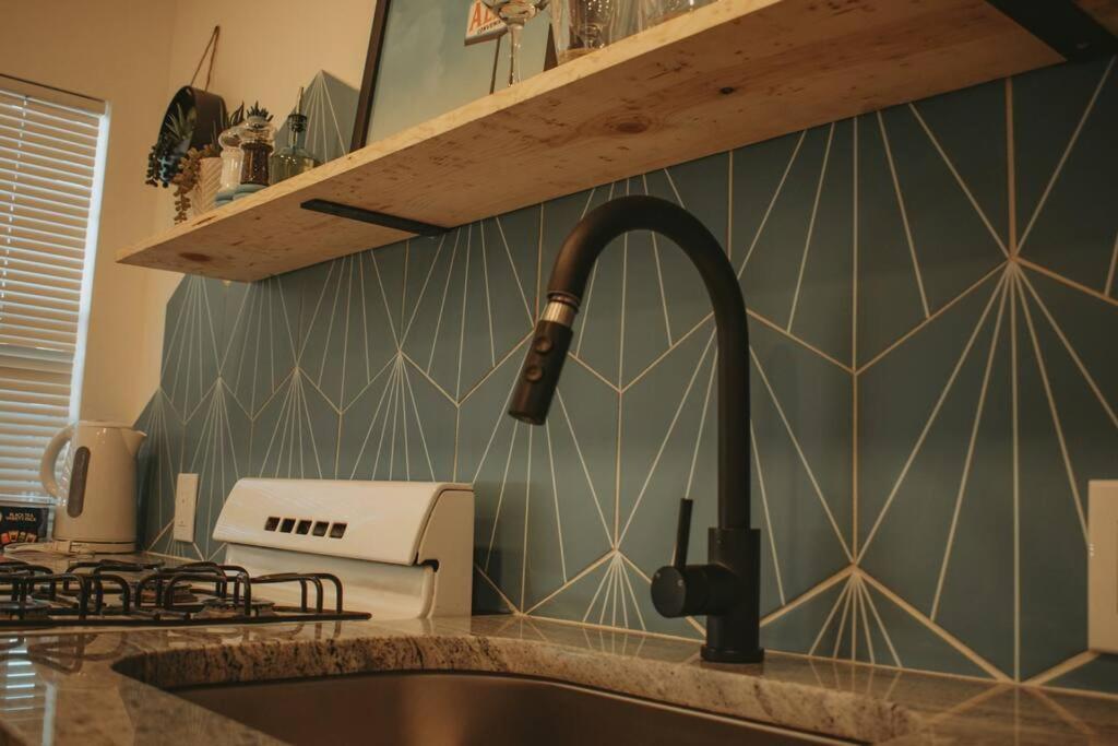 Agave Tiny House At Cactus Flower-Hot Tub-Pet Friendly-No Pet Fees! ألباكركي المظهر الخارجي الصورة