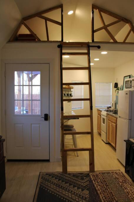 Agave Tiny House At Cactus Flower-Hot Tub-Pet Friendly-No Pet Fees! ألباكركي المظهر الخارجي الصورة