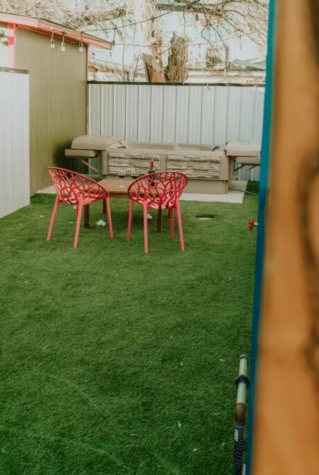 Agave Tiny House At Cactus Flower-Hot Tub-Pet Friendly-No Pet Fees! ألباكركي المظهر الخارجي الصورة
