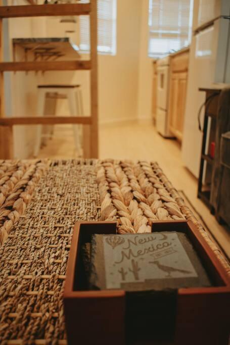Agave Tiny House At Cactus Flower-Hot Tub-Pet Friendly-No Pet Fees! ألباكركي المظهر الخارجي الصورة